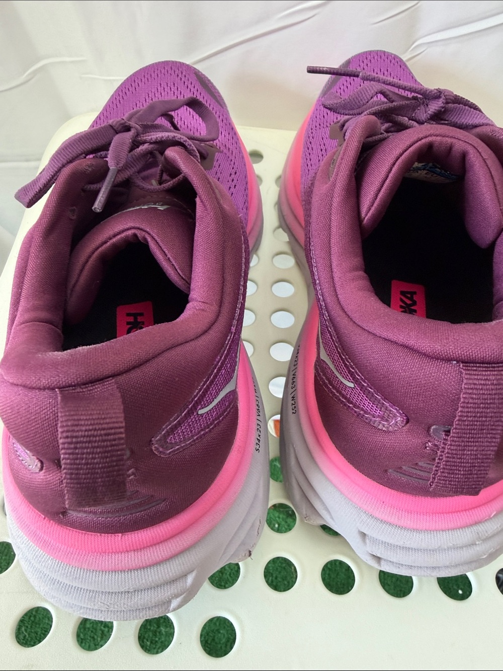 Hoka Women’s Magenta and Deep Plum Running Shoes - Picture 4 of 8